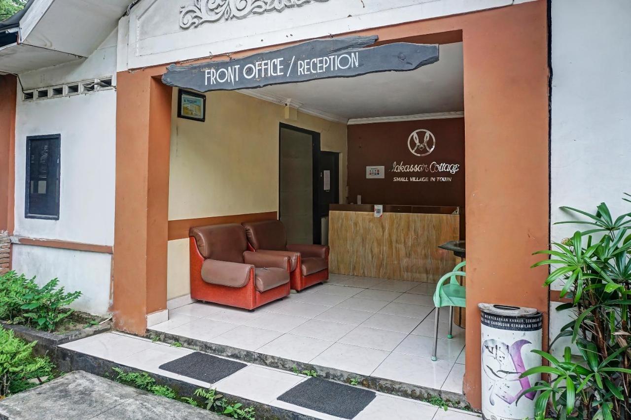 Oyo 90923 Makassar Cottage Balangberu Exterior photo